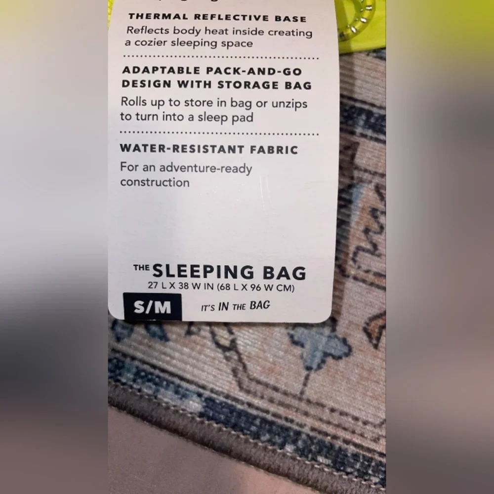 NWT DOG THERMAL SLEEPING BAG BY PETCO SZ S/M 27 L X 38 W inc (68 L X 96 W Cm)